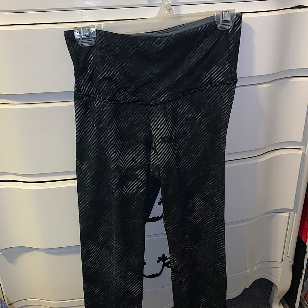 Black Capri leggings